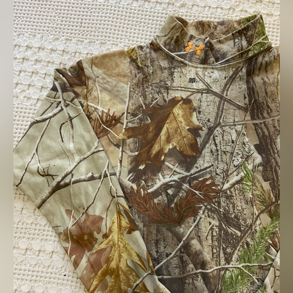 Camo Underarmor Undershirt Baselayer
